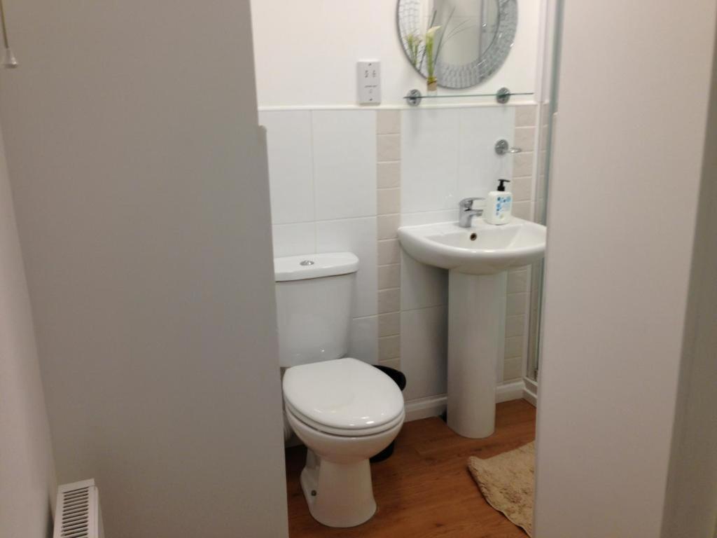 Apple House Guesthouse Heathrow Airport Хитроу Номер фото